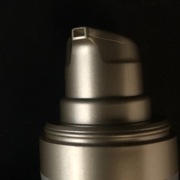 Stila One Step Correct - Original (NEW) - Picture 2 of 3